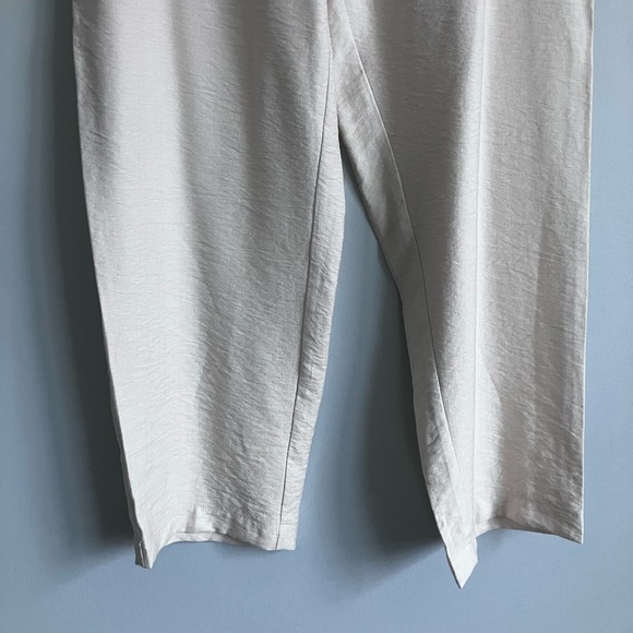 SOHO APPAREL Cream Belted Pull On Tapered Leg Light Weight Pants L(Like an XL) - Picture 5 of 12
